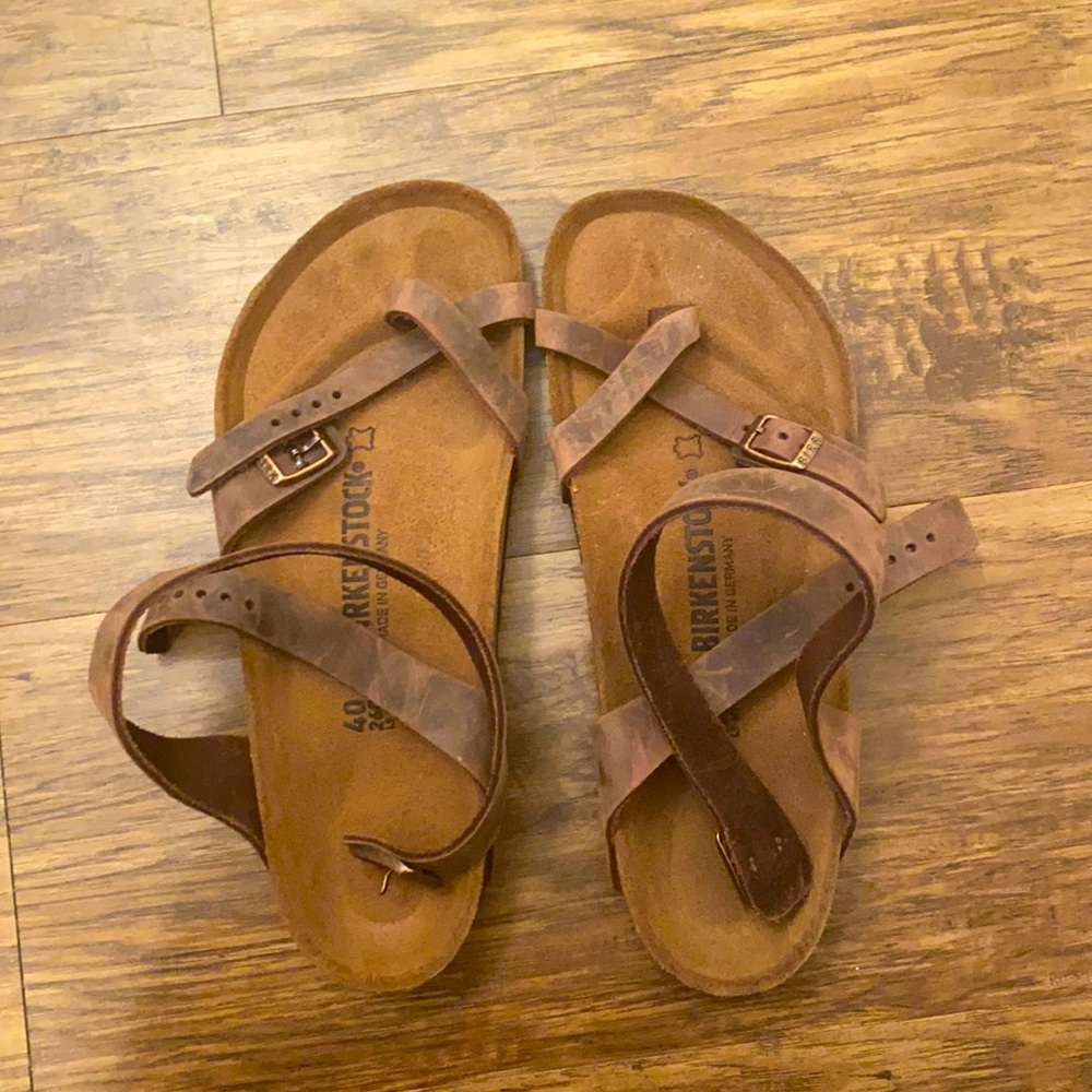 Birkenstock adjustable strap sandle